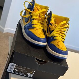 Jordan | Kids Blue and Yellow High-Top Sneakers